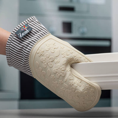Shop our fantastic range of oven gloves