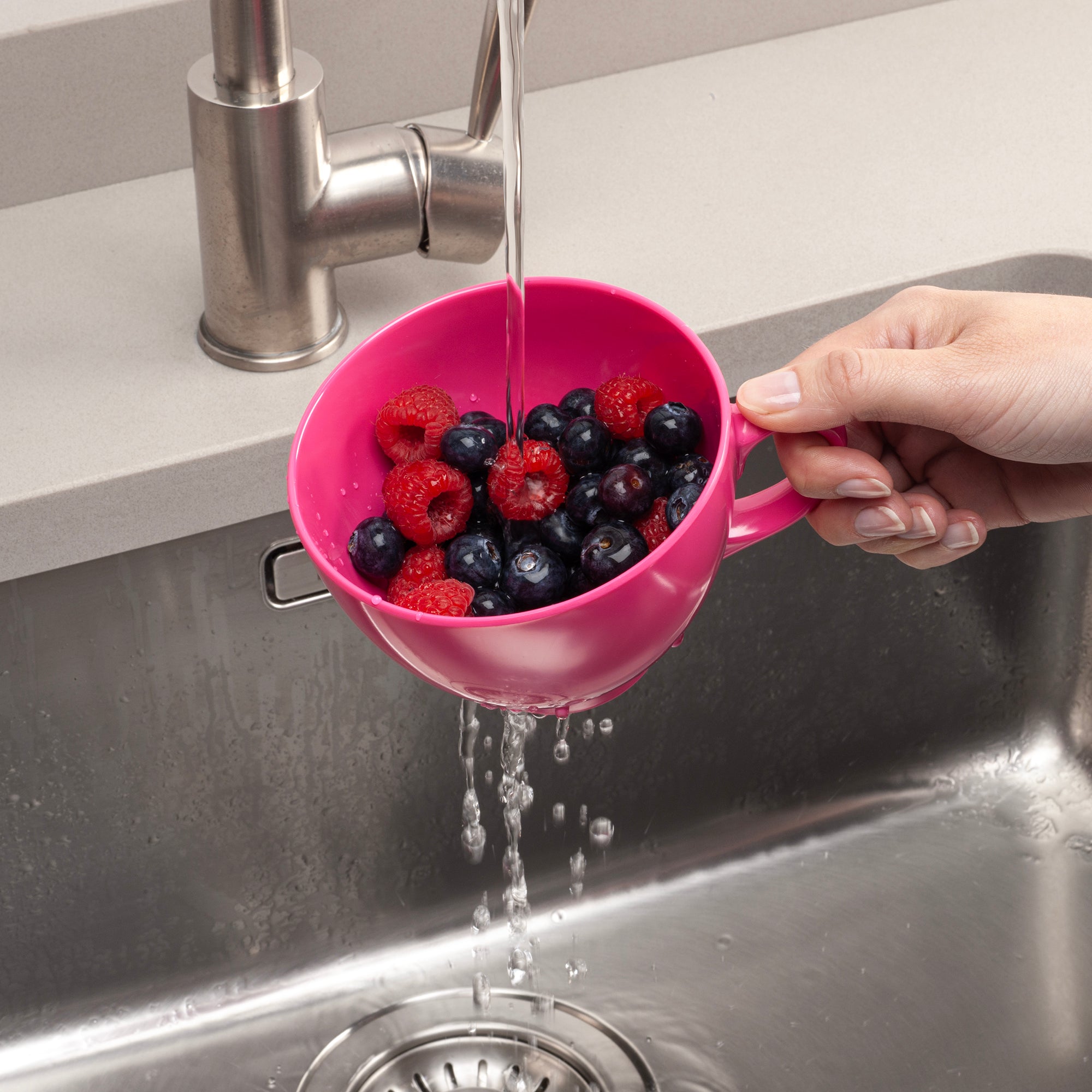 Keep It Handy Berry Colander, 10cm