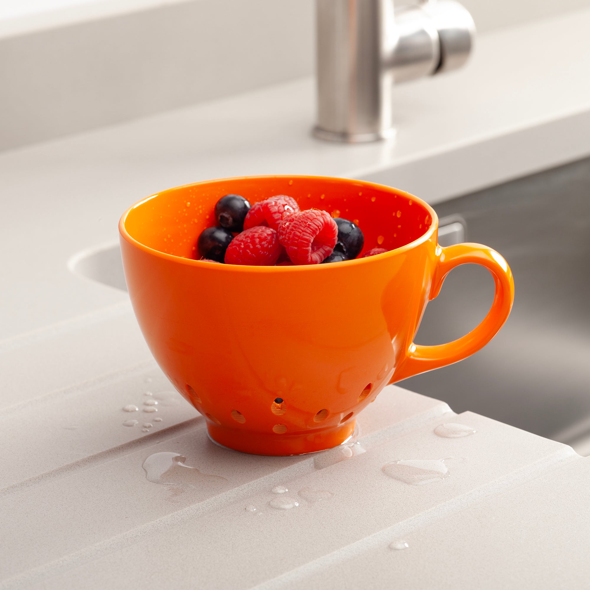 Keep It Handy Berry Colander, 10cm