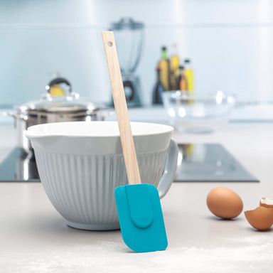 Using a Zeal Silicone Spatula for baking